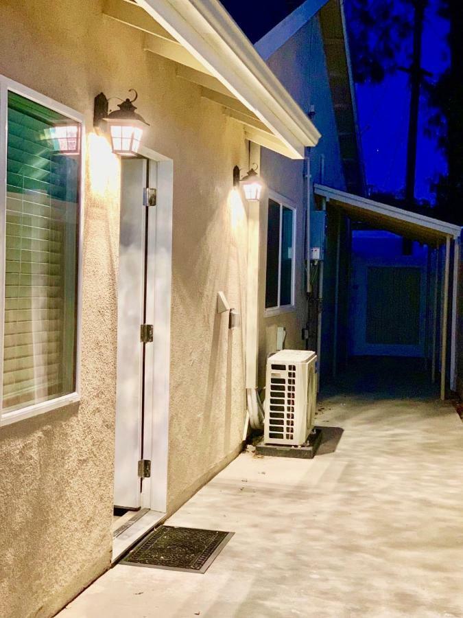 11642 Gothic Avenue Appartement Los Angeles Buitenkant foto