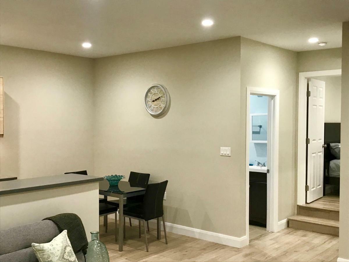 11642 Gothic Avenue Appartement Los Angeles Buitenkant foto